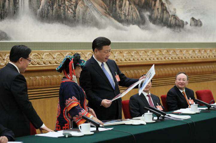 习近平:所有扶贫地区的领导干部都要坚守岗位